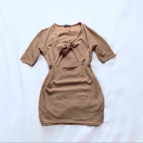 Boohoo Dresses & Skirts - boohoo petite ⋆ cut-out dress